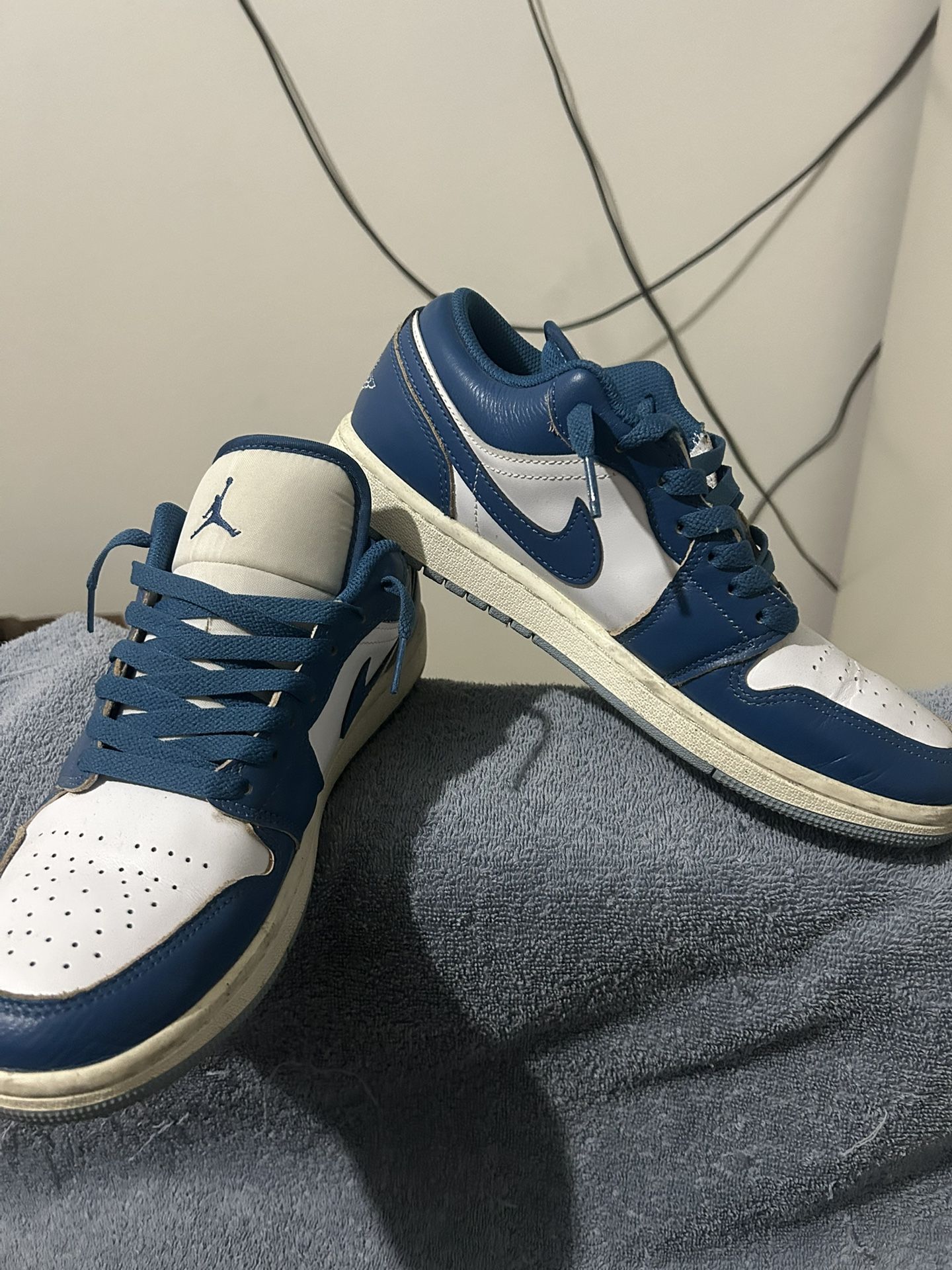 Jordan 1 Low SE Industrial blue