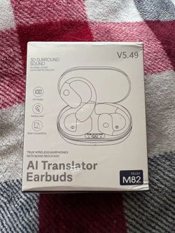 AI Translator Earbuds Model M82