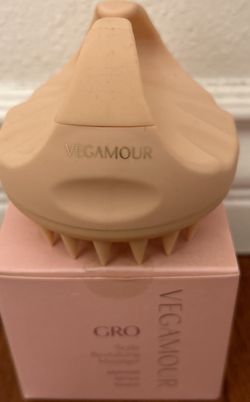 GRO Revitalizing Scalp Massager for All Hair Types and Textures