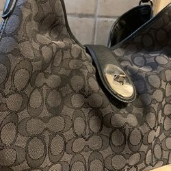 New coach leather and signature logo canvas shoulder bag