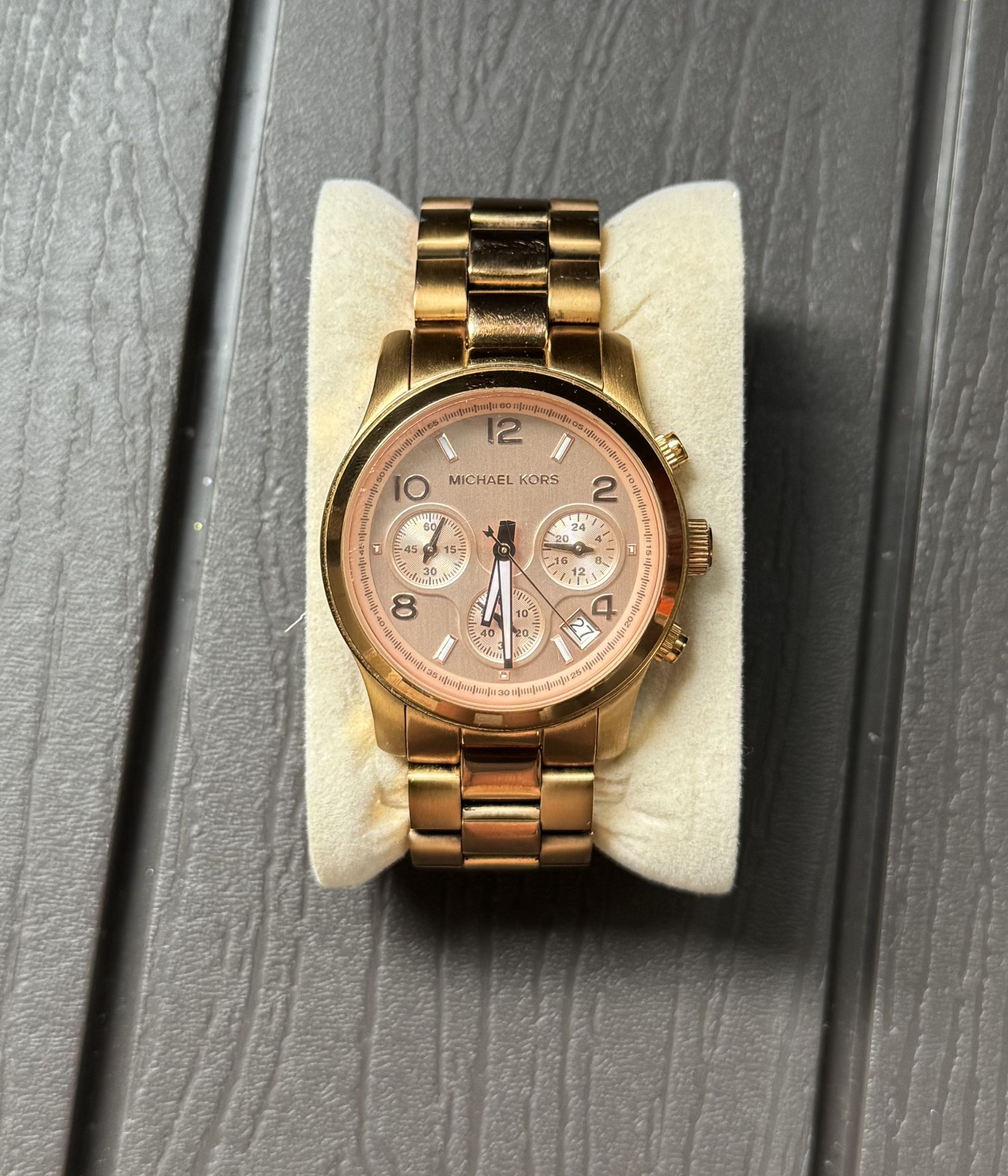 Women’s Michael Kors Rose Gold Watch