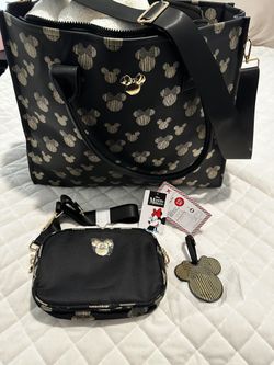 Disney Minnie Mouse Black and Gold 3 Piece Travel Tote Set