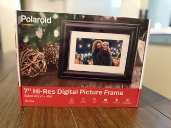 Polaroid 7" Digital Picture Frame – BRAND NEW, OPEN BOX – $30