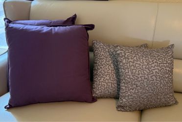 Set of 4 Decorative throw pillows