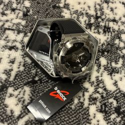 $175 BRAND NEW G-SHOCK METAL COVERED WATCH! PRICE NEGOTIABLE!