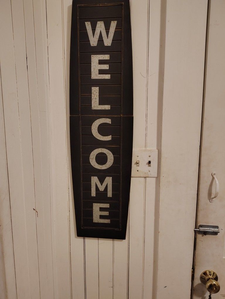 Metal Welcome Sign
