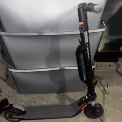 Segway ninebot kick scooter es3
