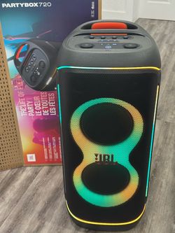 JBL PartyBox 720 Bluetooth Party Speaker