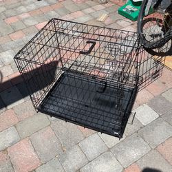 Foldable dog crate