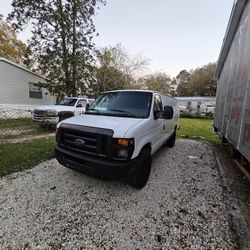 2008 Ford E-350