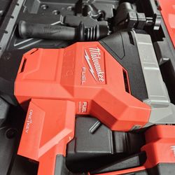 MILWUAKEE M18 FUEL BRUHLESS SDS DEMOLITION COMBINATION NEW TOOL ONLY 