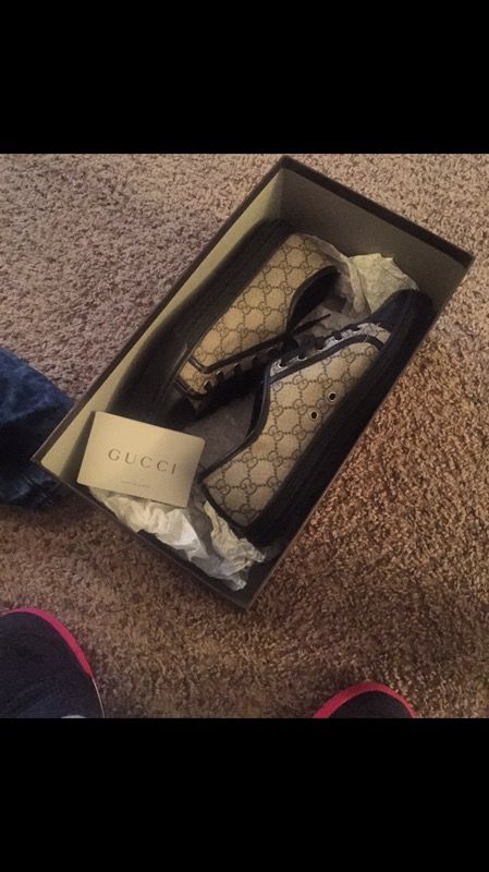 Gucci shoes size 9/9.5