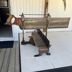 Vintage Stanley Miter Box And Back Saw Model 358