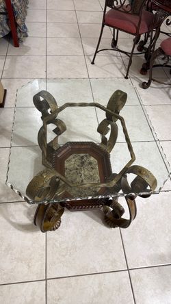 End table