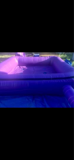 Inflatable Swimming pool, with motor.
