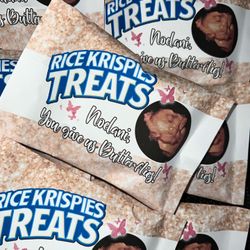 girl Babyshower Rice Krispies treats 