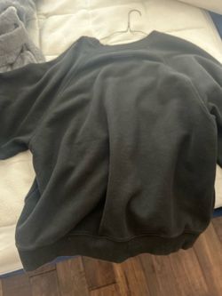 Black Crew Neck Sweatshirt essentials