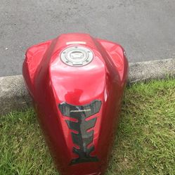 FZ6 Gas Tank