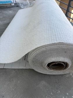 Accoustic mat / underlayment concrete floor