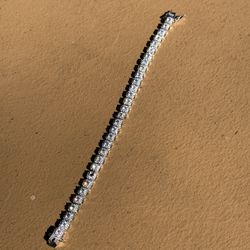 VVS1 Moissanite 925 tennis cluster bracelet 8 inch & 0.6mm wide throw offers read description