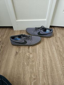 Men's Nike Shoes Size 12