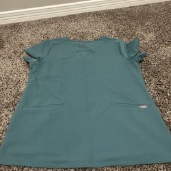 Figs scrub top small