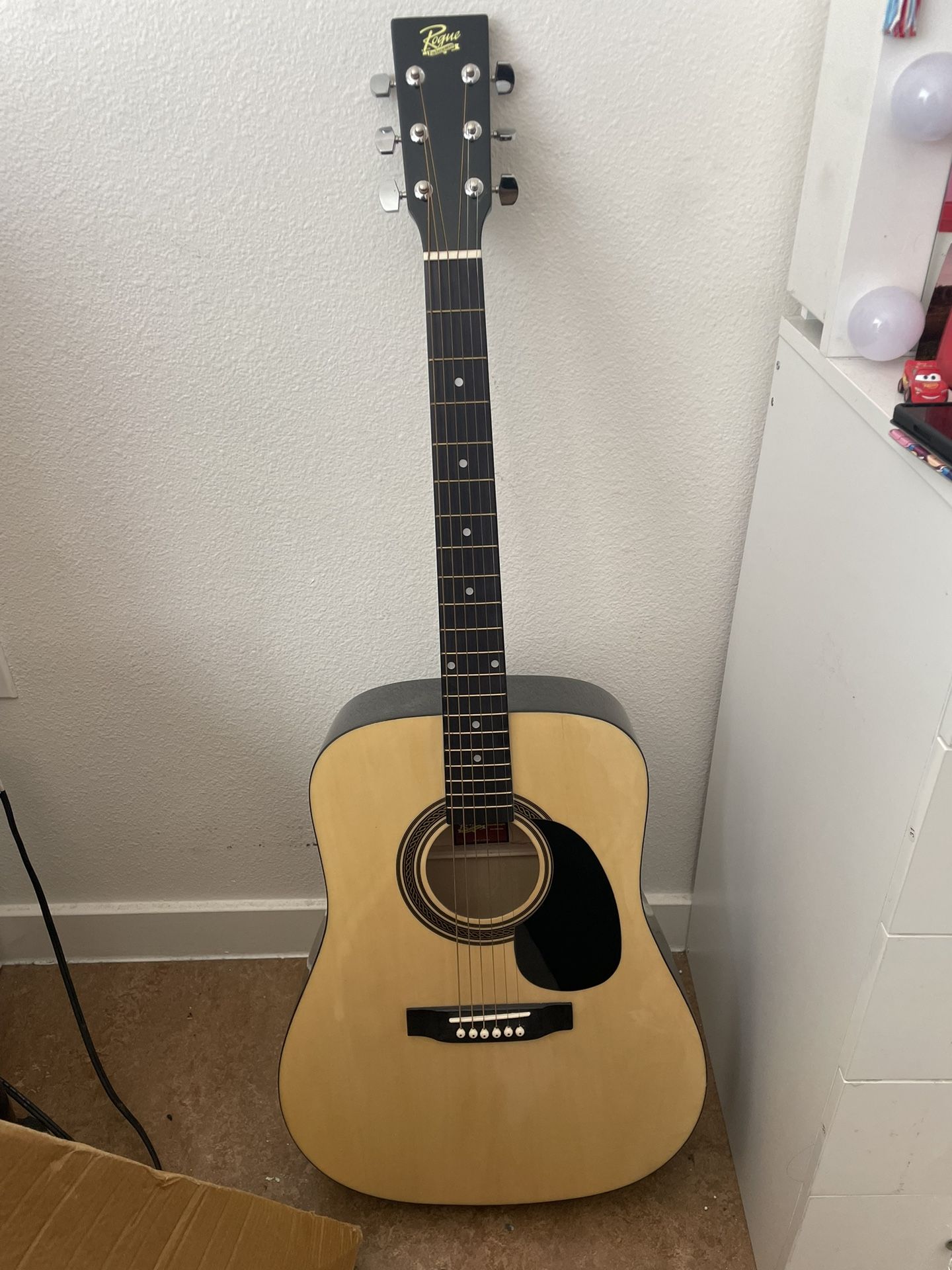 Rogué Guitar