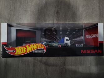 Hot Wheels Premium Nissan Set