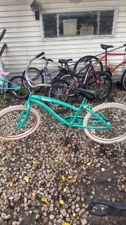 MAGNA 24” Mint Green woman’s Beach Cruiser Bike
