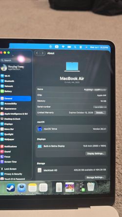 Macbook Air 13" 2025 16GB RAM 512GB Storage