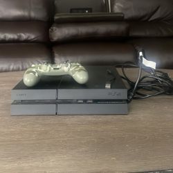 Ps4 with Camo controller