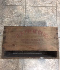 1951 Soda pop crate from closed bottling company