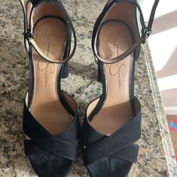 Pretty Women’ s Shoes