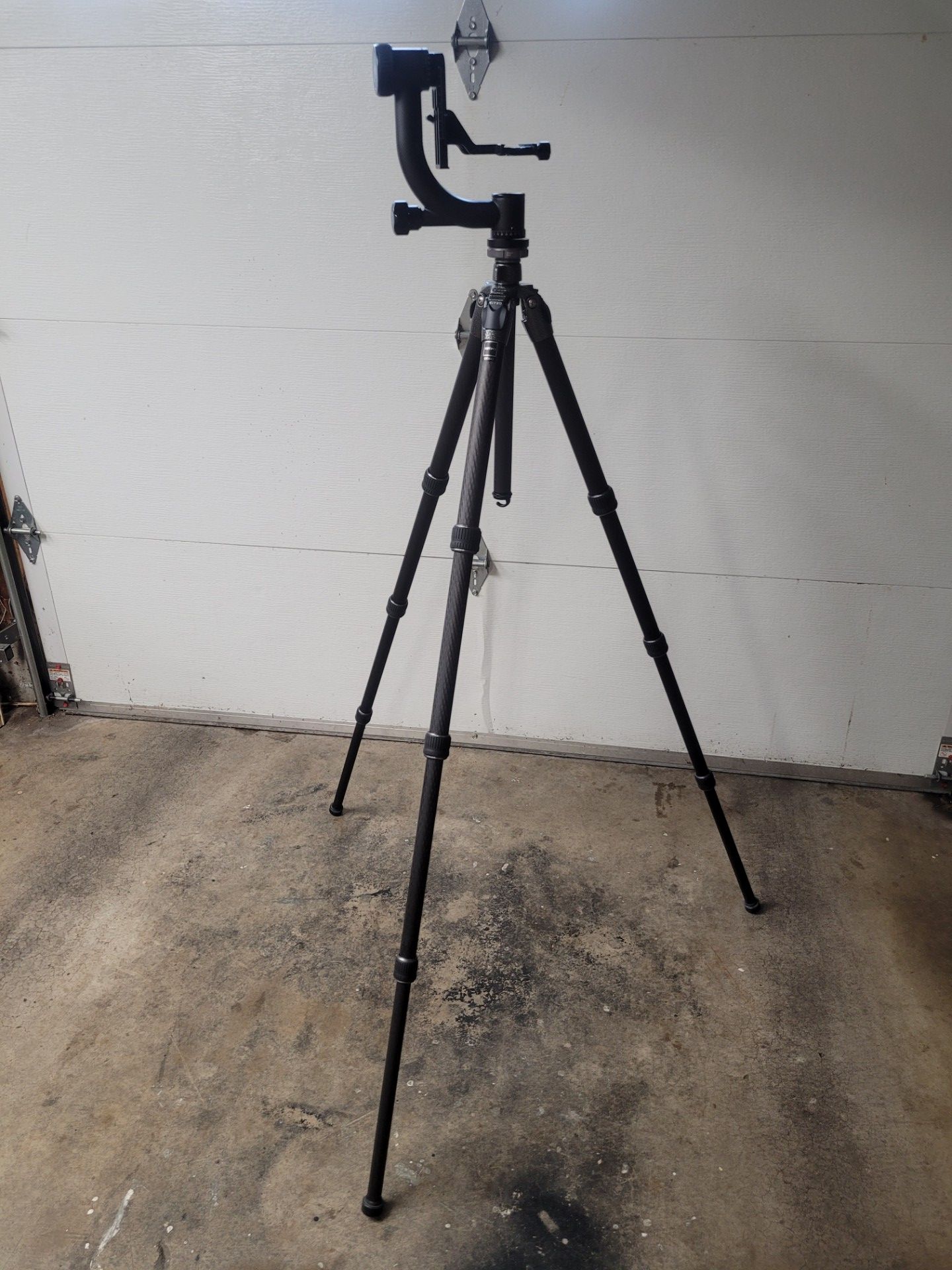 Gitzo GT 3542 carbon tripod