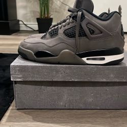 Air Jordan 4 Retro