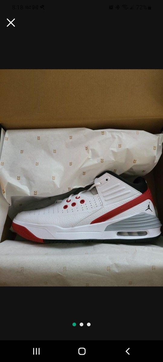 BRAND NEW JORDAN NIKE MAX AURA 5 SZ11