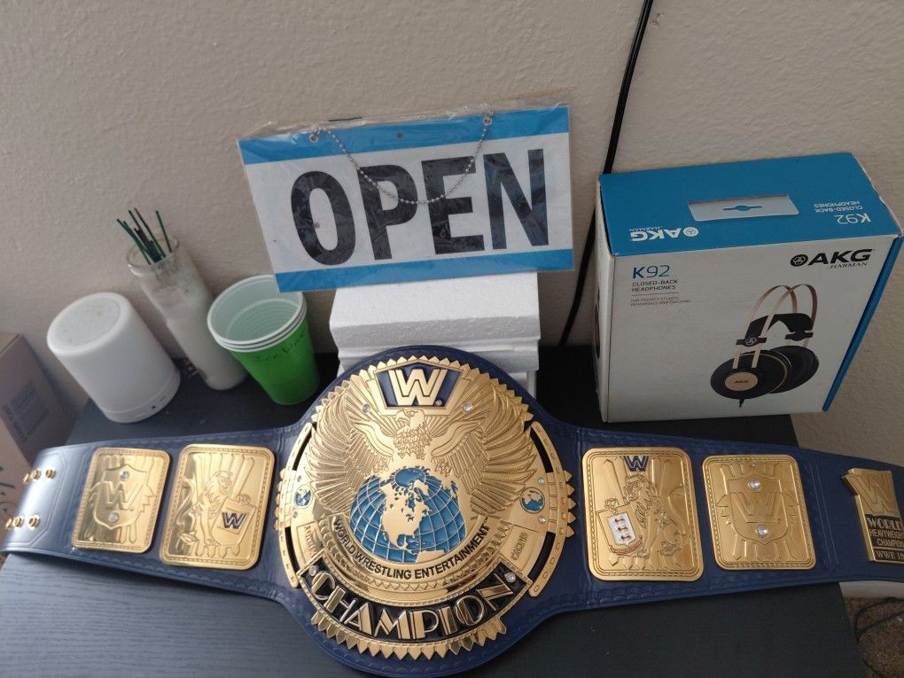 BRANDNEW WWE 90'$ BLUE EAGLE π HEAVYWEIGHT CHAMPIONSHIP
