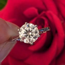 2CT Authentic Moissanite Diamond Alternative Ring, 925 Sterling Silver 