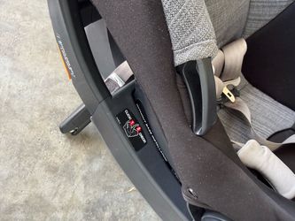 Chicco KeyFit 35 Infant Car Seat & Base