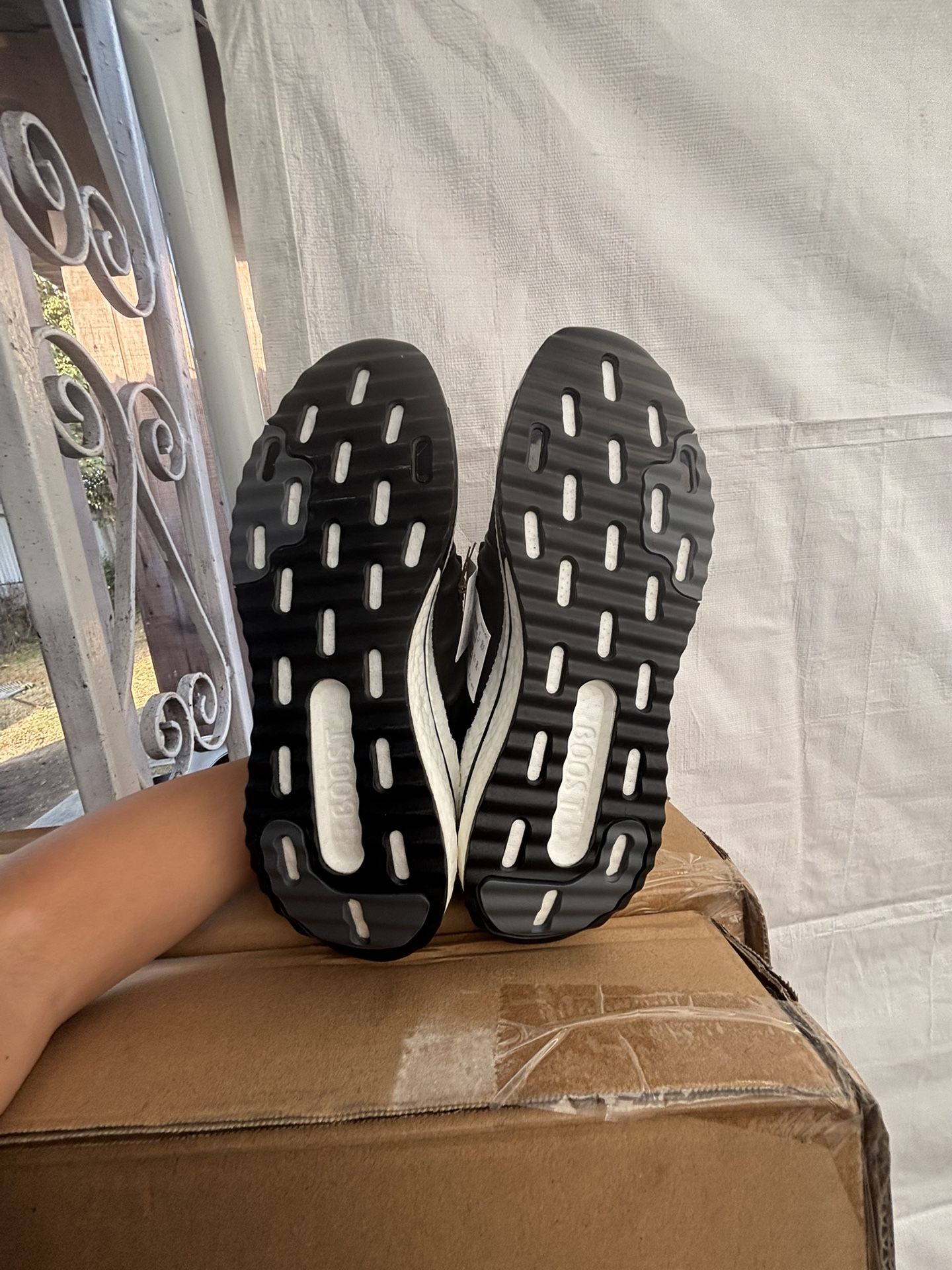 8.5 new Adidas