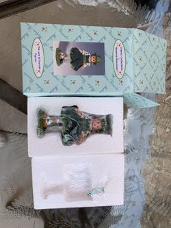 Madame Alexander Luck Of The Irish Resin Figurine w/box and COA