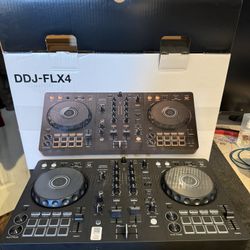 DJ CONTROLLER