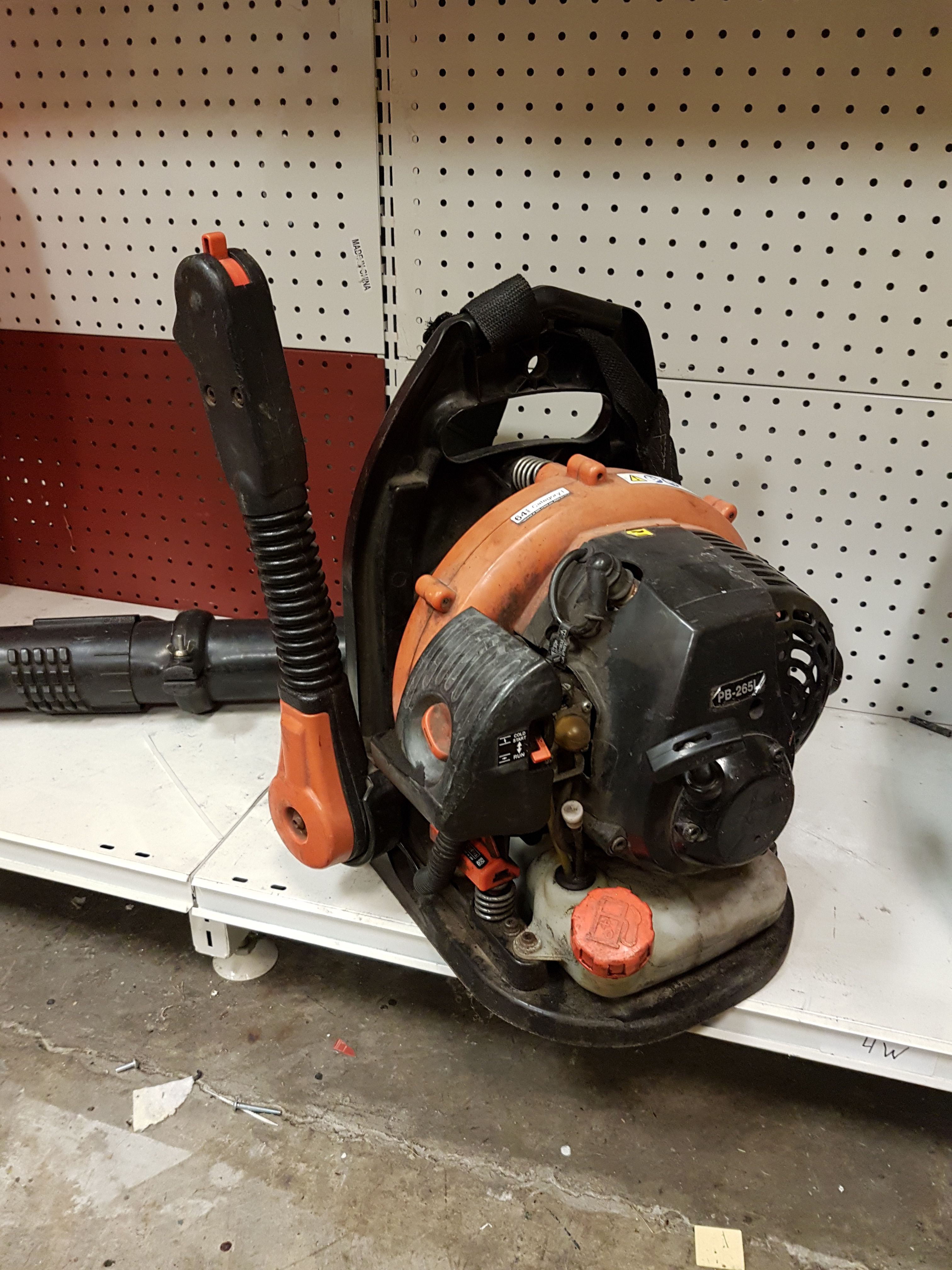 Echo pb265l small lownoise blower 25.4cc 2 stroke for Sale