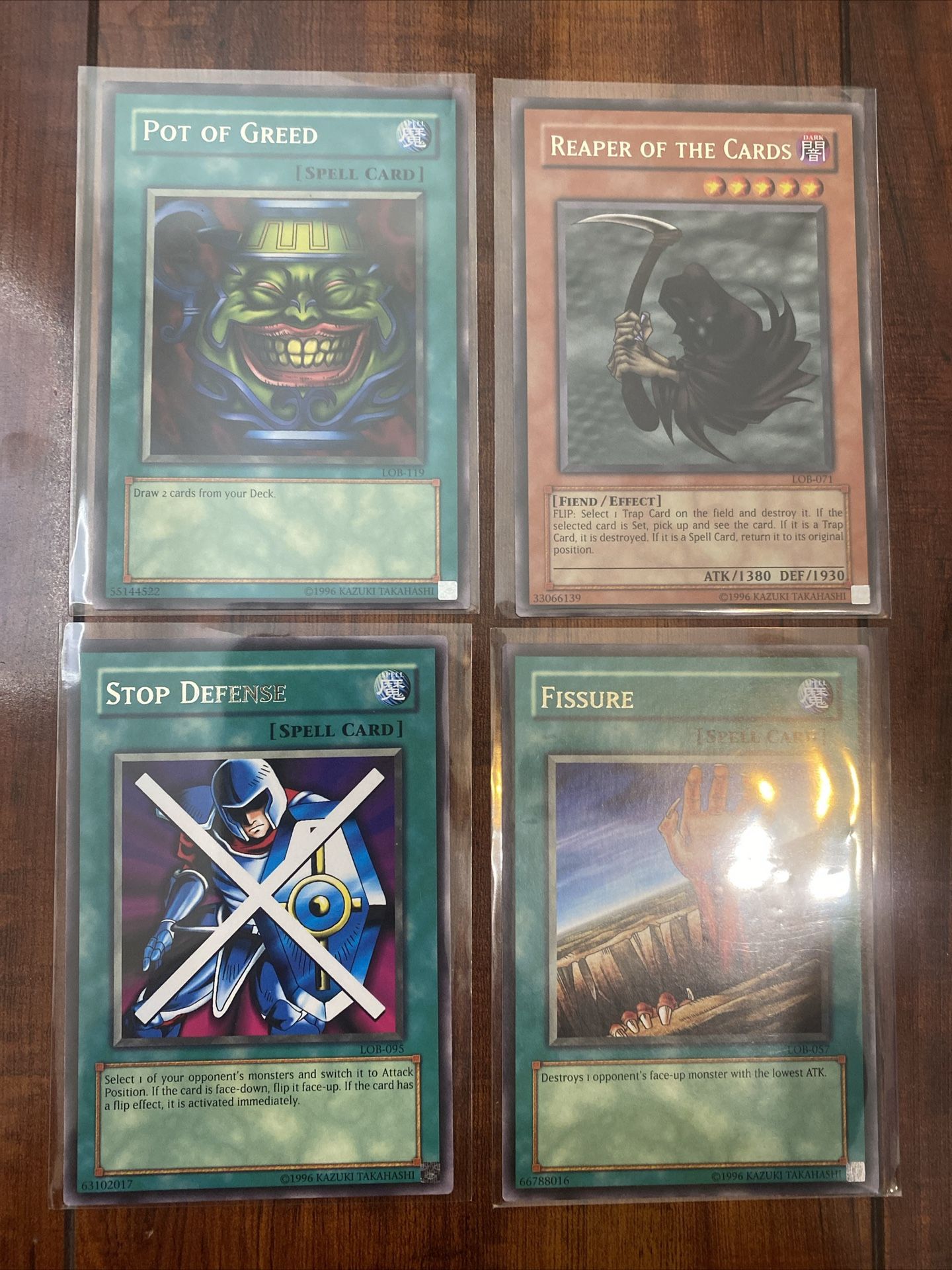 Yugioh LOB Non-Holo Rare Lot of 4! Pot of Greed, Fissure, Stop Defense & More!