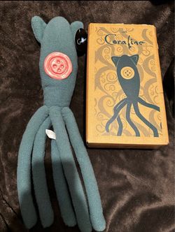 Coraline Squid Plush with Box – LAIKA