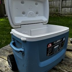 Cooler with Wheels 62qt