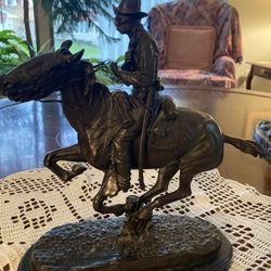Vintage Frederick Remington “Trooper Of The plains” Bronze Sculpture 