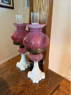 Vintage  Fenton cranberry opalescent swirl/spiral lamp