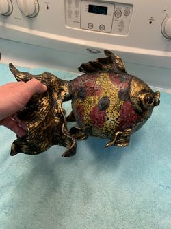 Large goldfish accessory