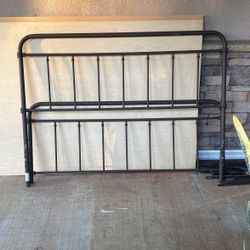 Queen Metal Bed Frame